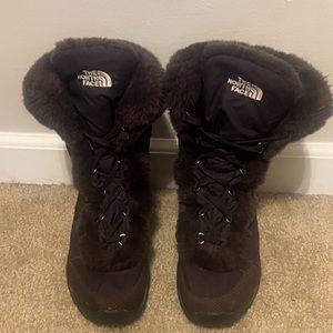 The North Face US 7.5/8 Goose Down Quilted Fur Lined Lace Up Winter Boots-
